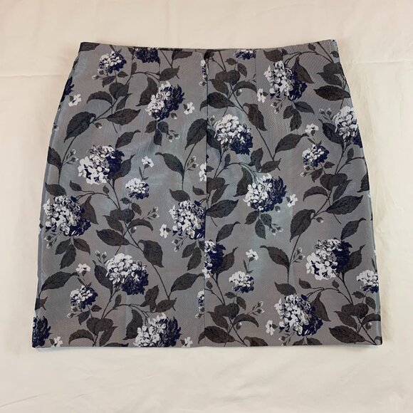 NEW LOFT 8 Silver Floral Pattern Dressy Party Tapestry Skirt Above Knee Length - Picture 2 of 9